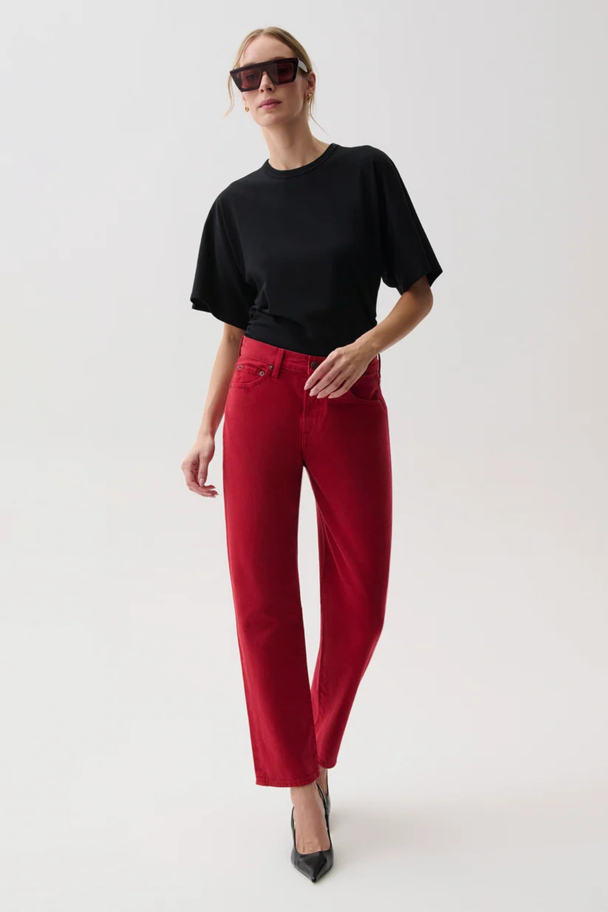 Lexi Savvy Red Mid Rise Bowed Straight