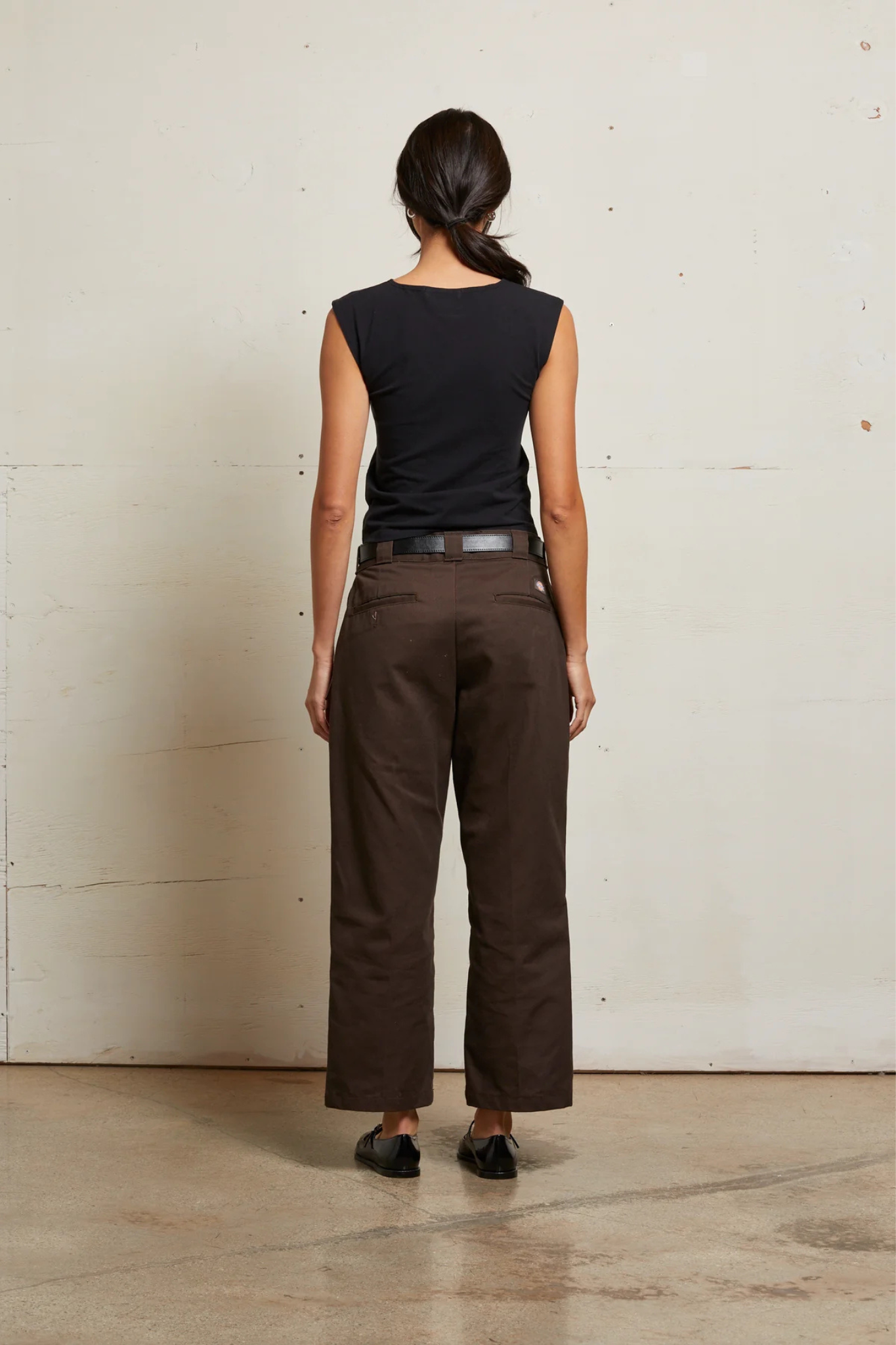 Elanor True Black 90s Muscle Tee