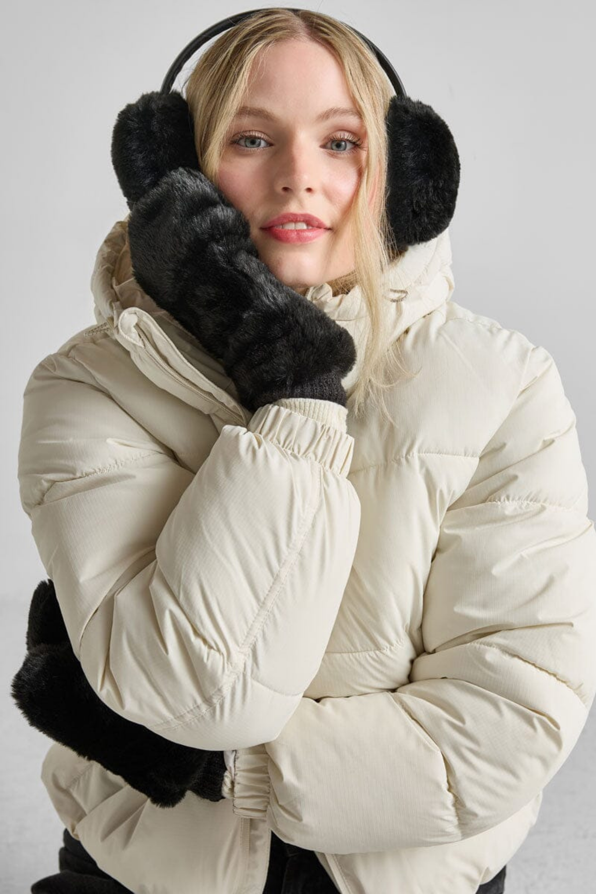 Black Faux Fur Mittens
