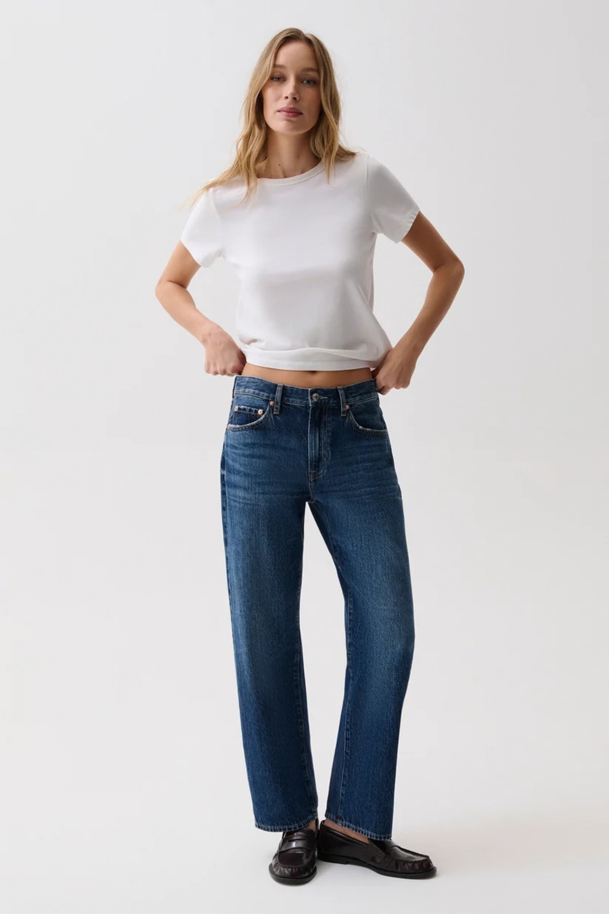 Lexi Moonwave Mid Rise Bowed Straight