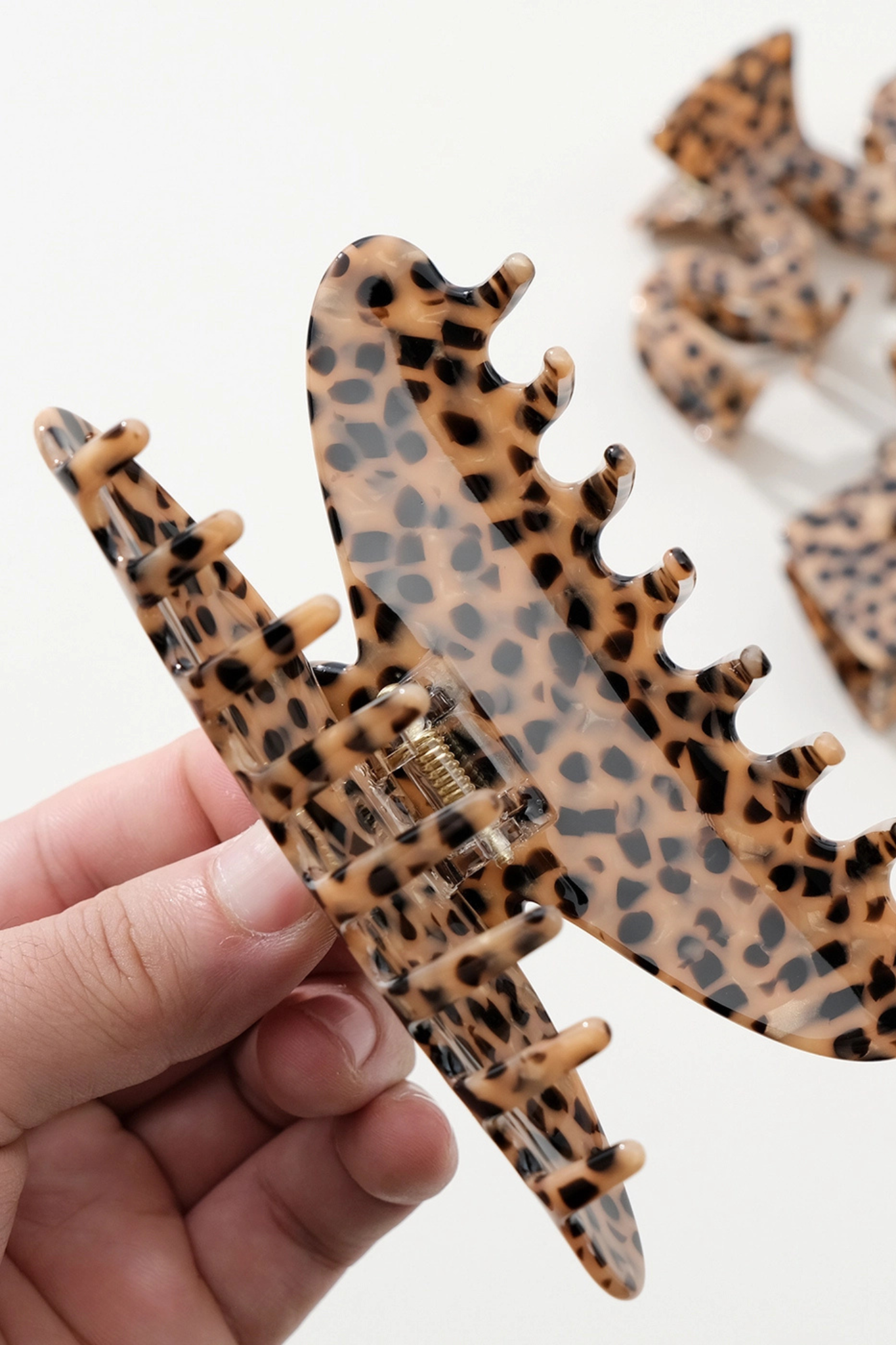 Wild Leopard Large Curved Claw Clip