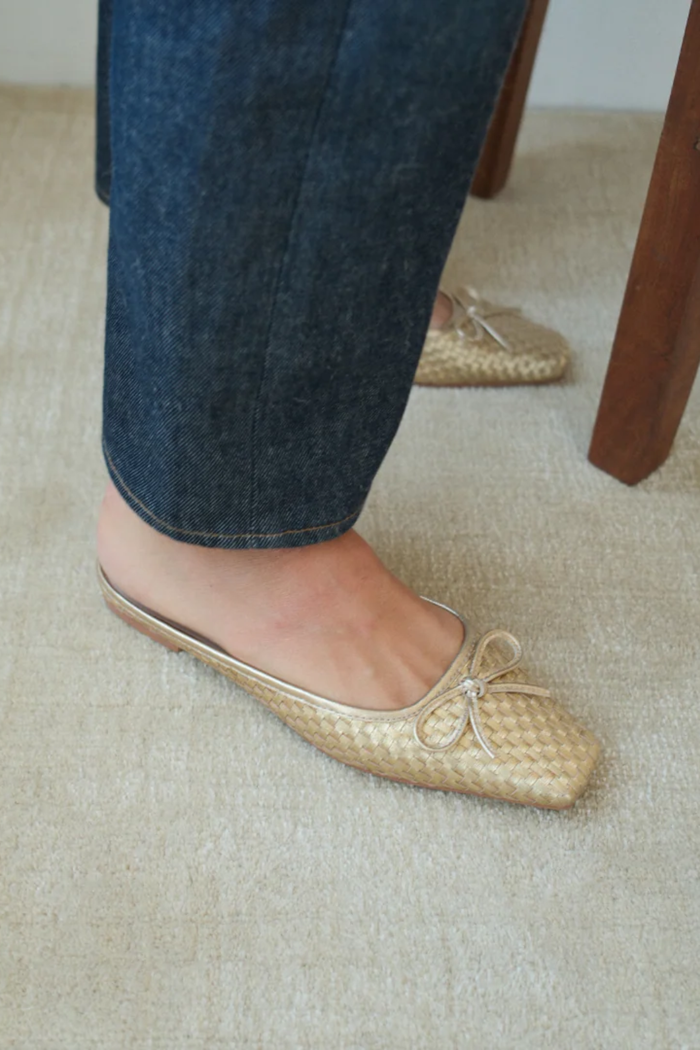 Remy Gold Woven Flat