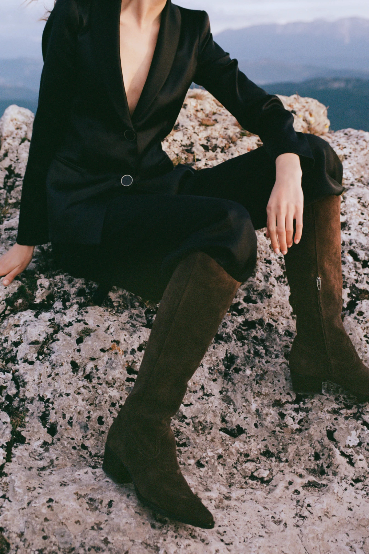 Virona Dk Brown H2O Suede Boot