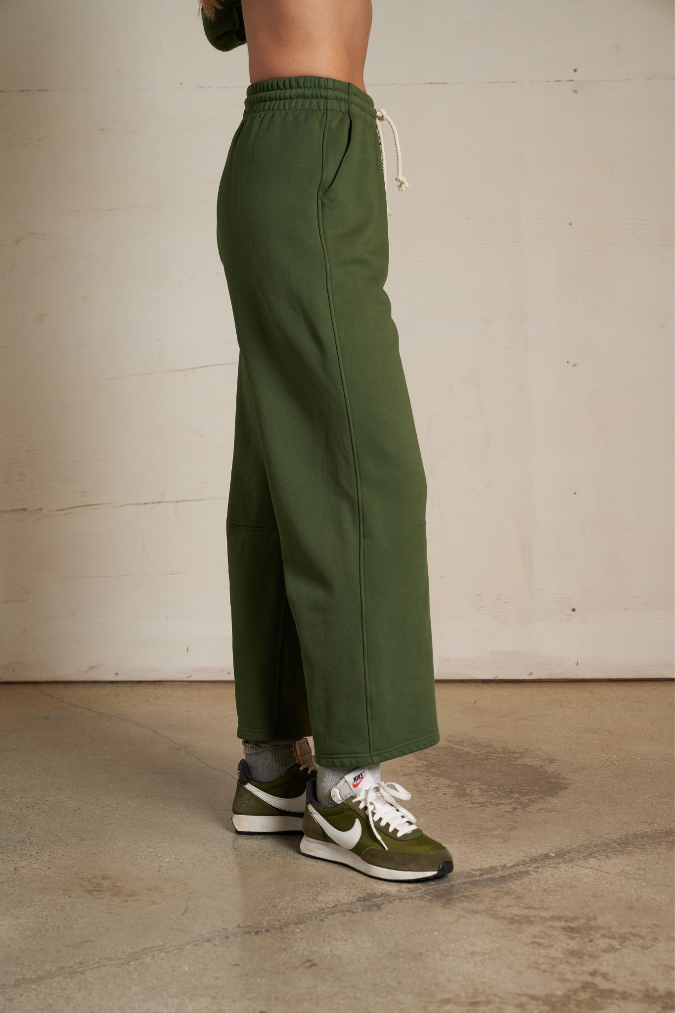 Fallon Fern Green Barrel Sweatpant