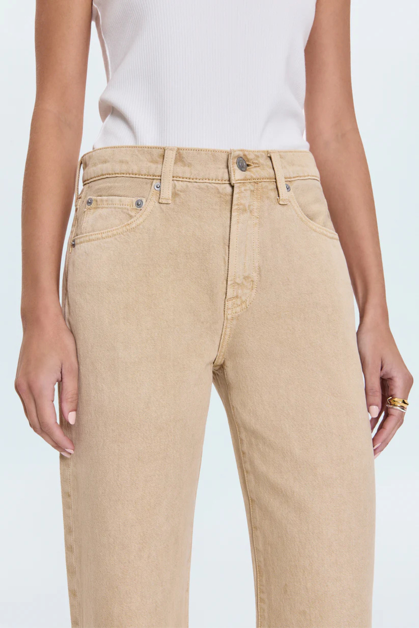 Lexi Sand Dollar Mid Rise Bowed Straight