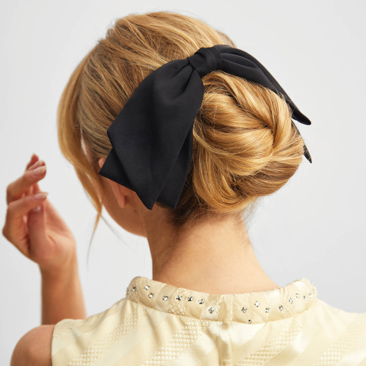 Black Fabric Bow Hair Clip
