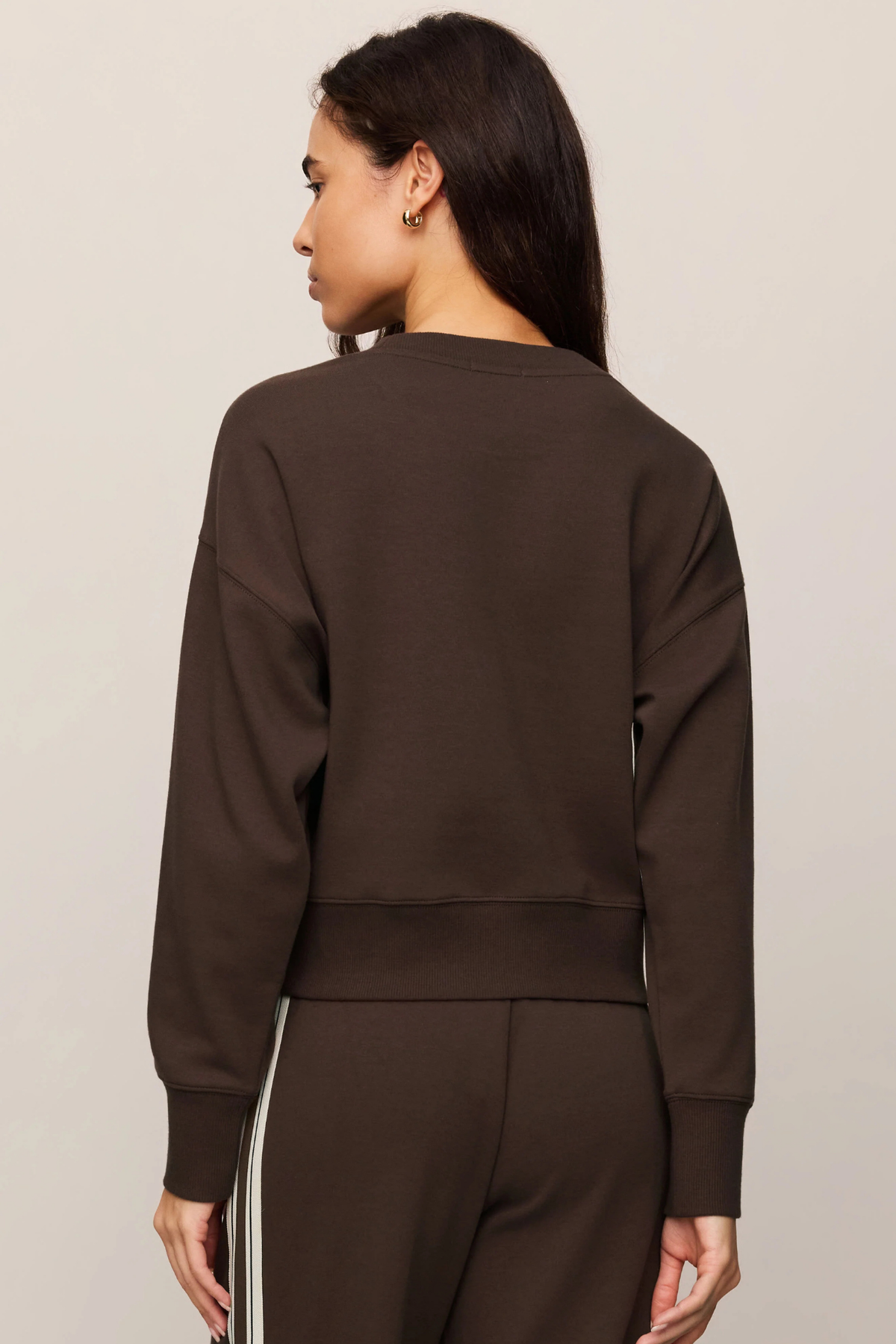 Comeback Dark Chocolate Pullover