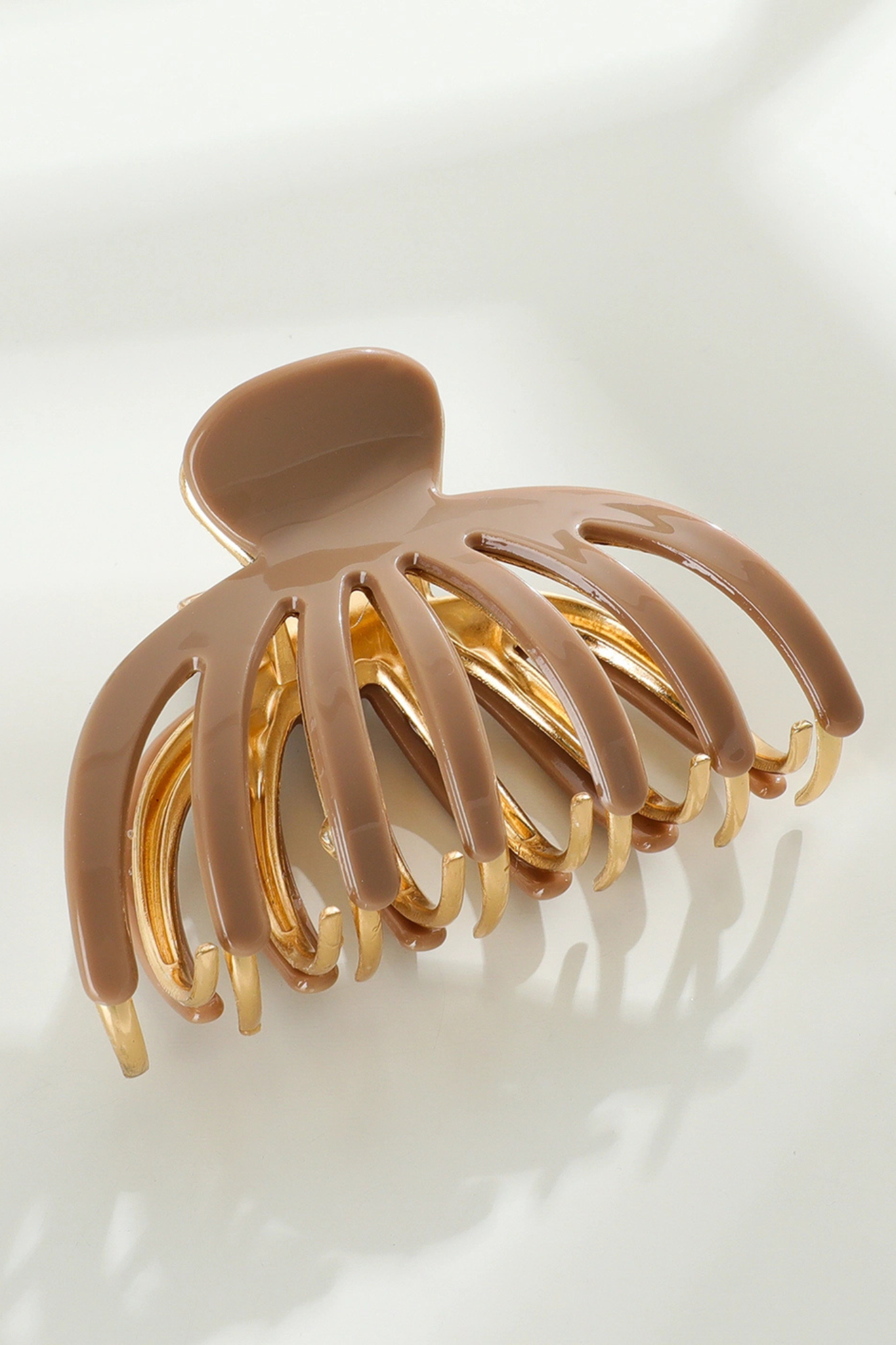Hailey Toffee Octopus Claw Clip