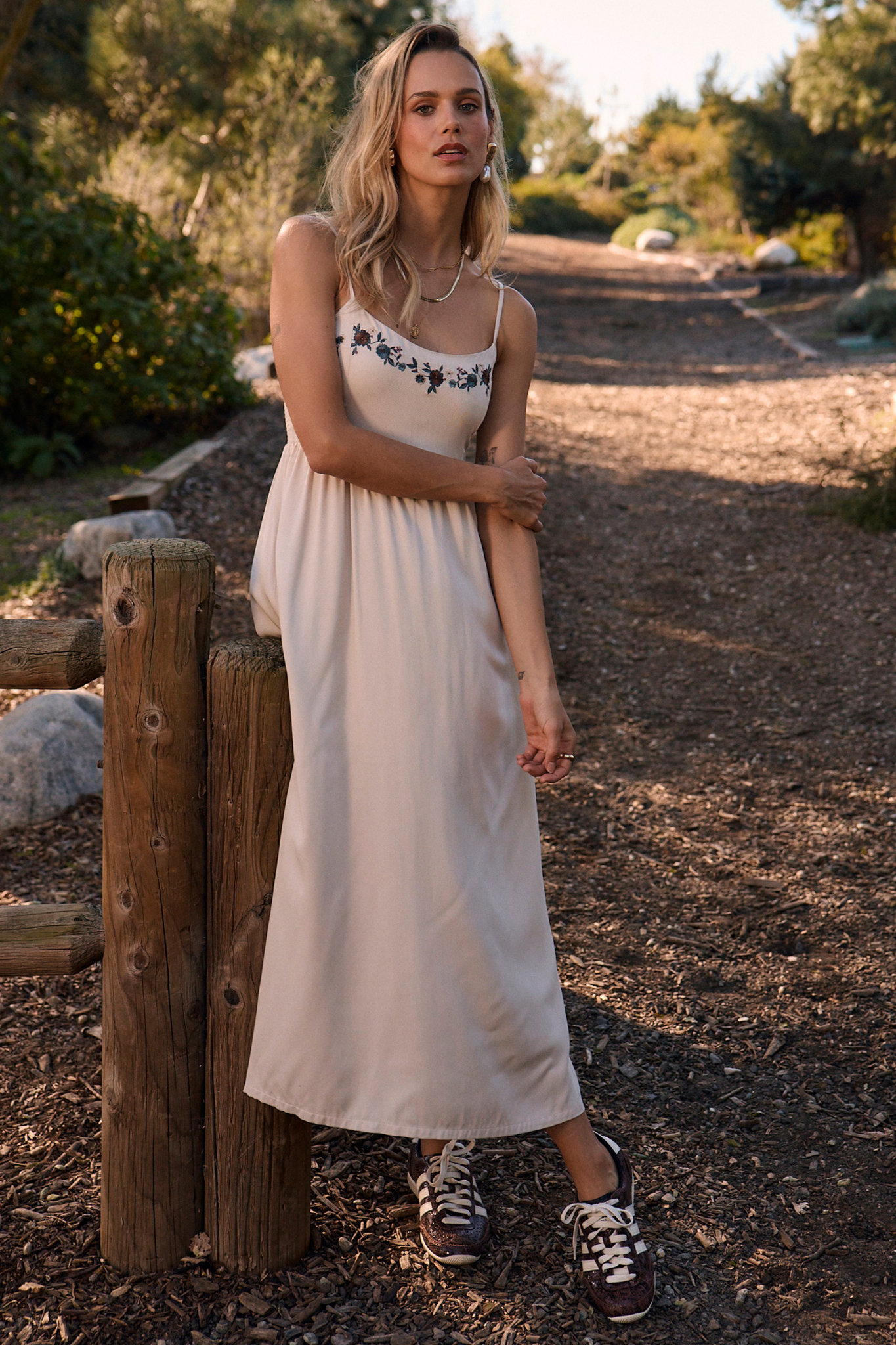 Peni Midi Dress