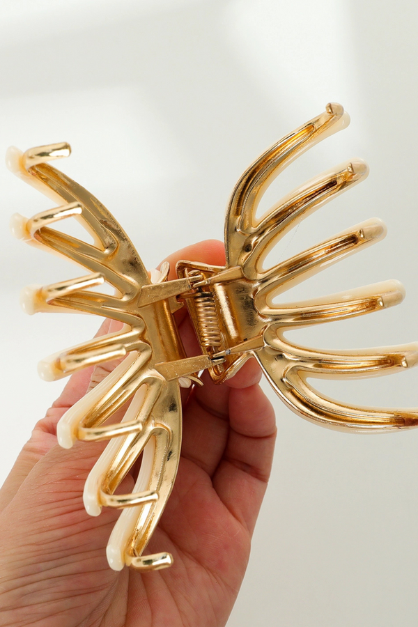 Hailey Toffee Octopus Claw Clip