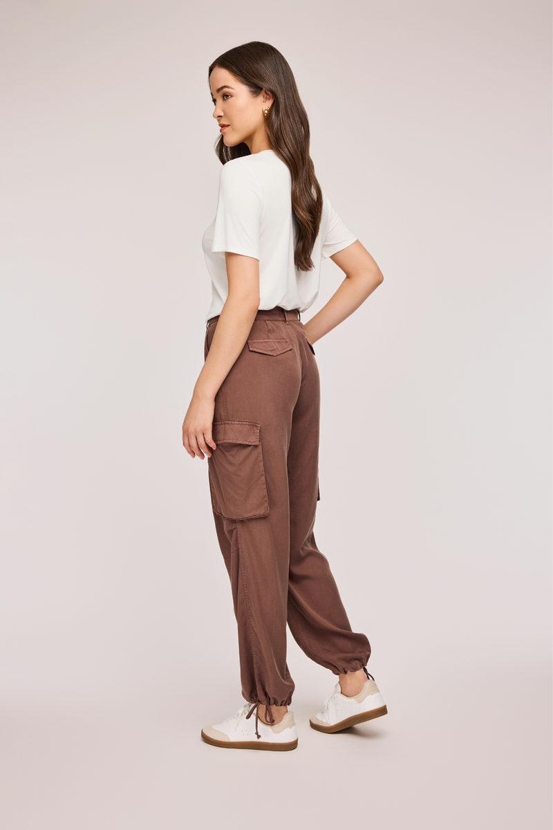 Avery Brunette Pant