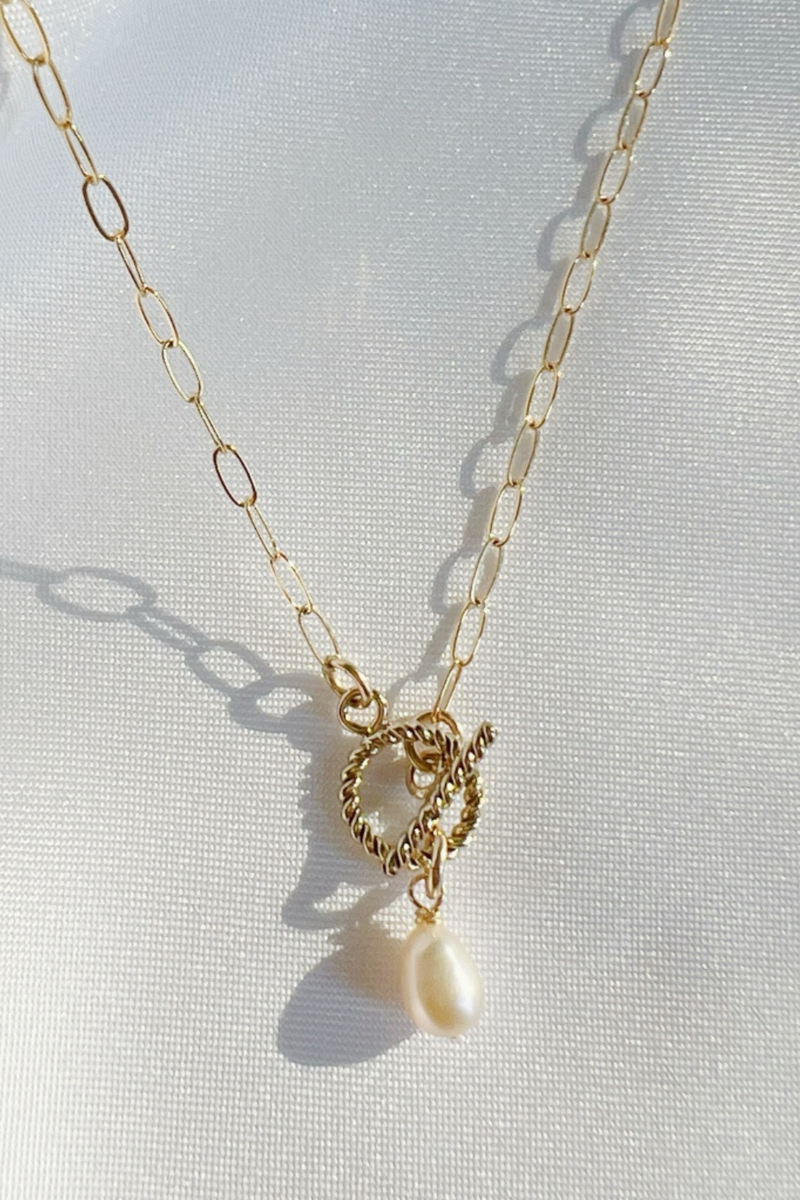 Coco Pearl Toggle Necklace