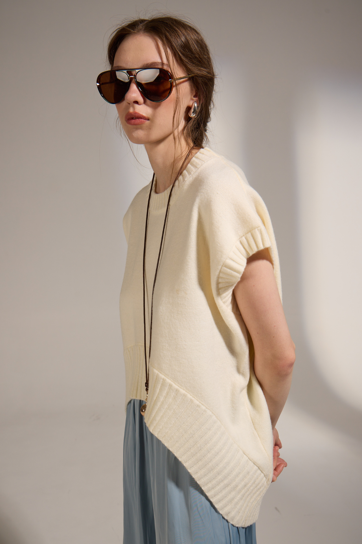 Jethro Ecru Knit Vest