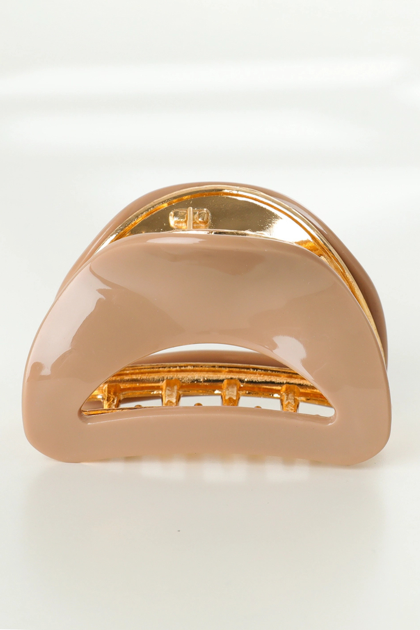 Nadia Toffee Small Arched Claw Clip