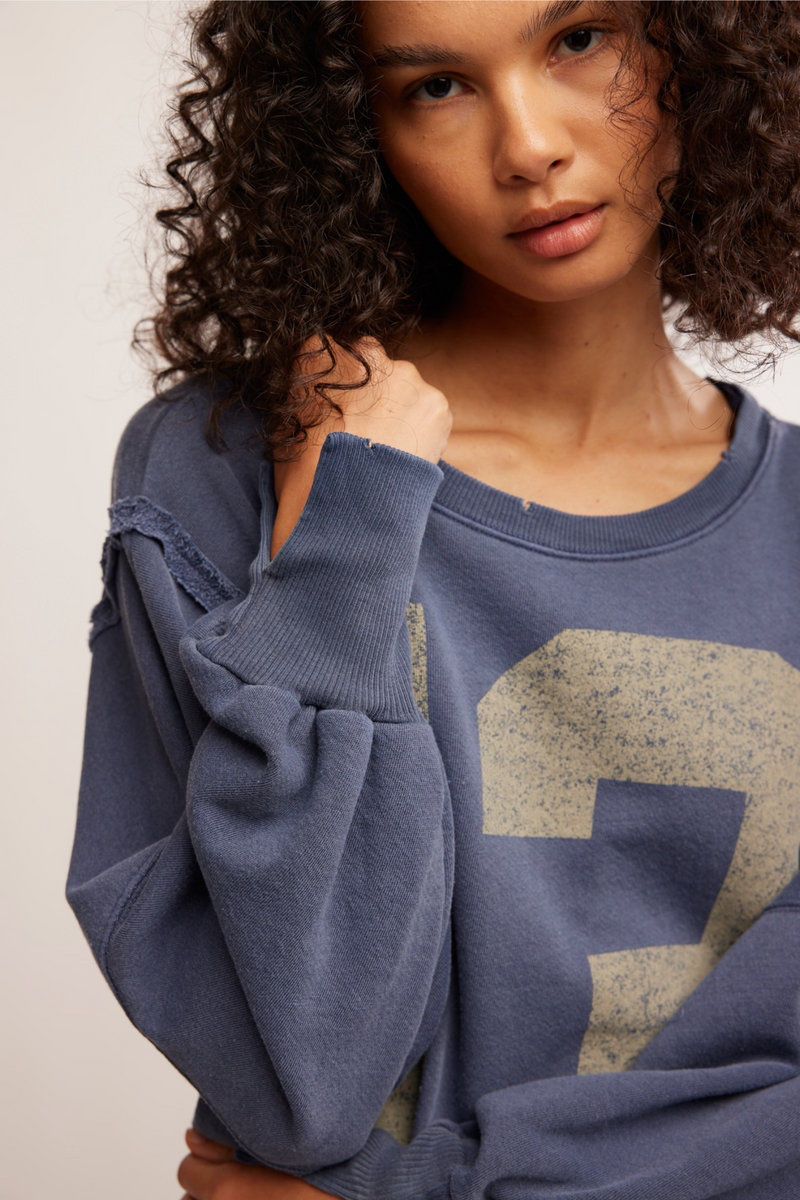 No 13 Graphic Camden Pullover