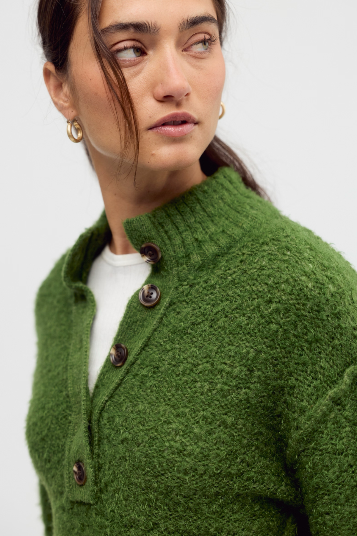 Tucked Courtyard Henley Pullover