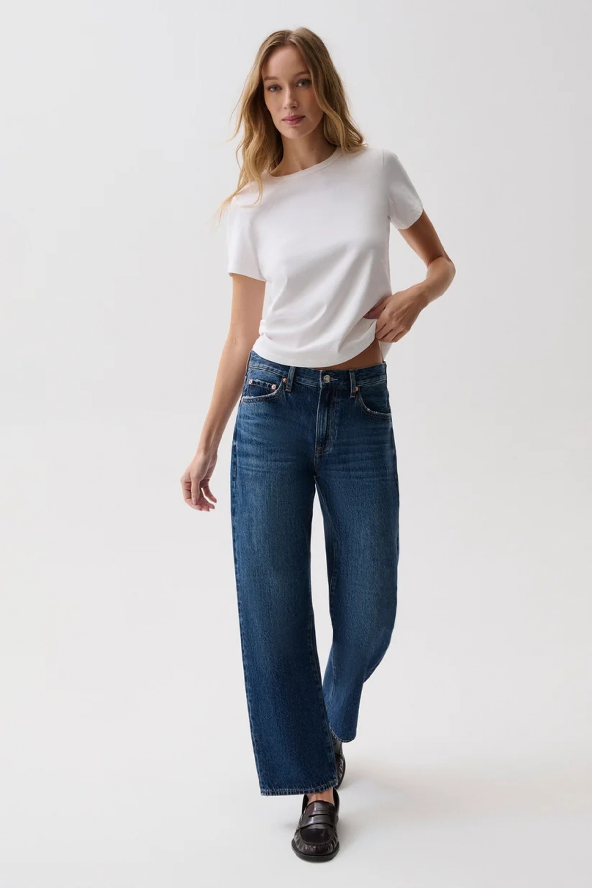 Lexi Moonwave Mid Rise Bowed Straight