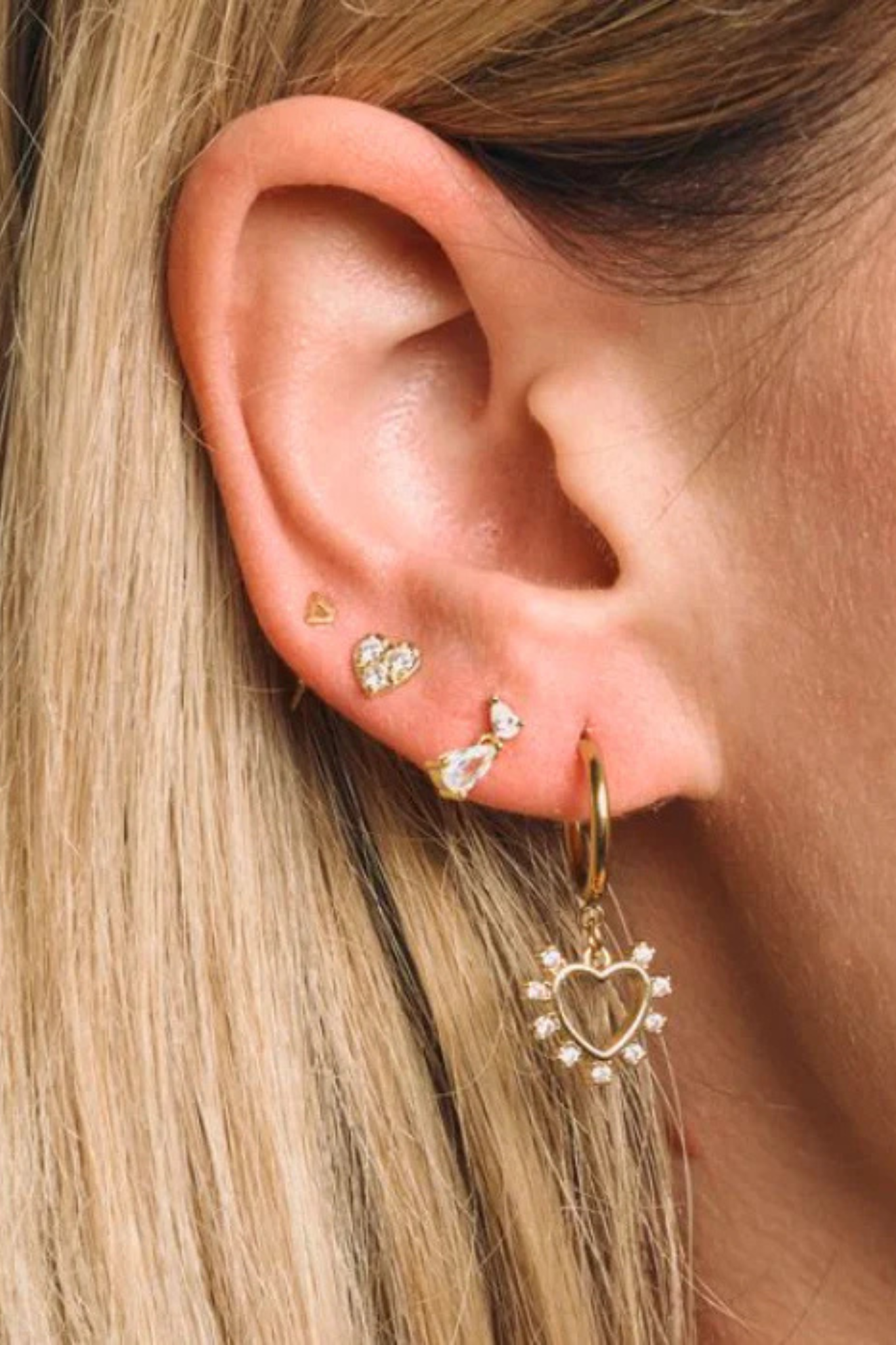 Elizabeth Crystal Heart Huggies