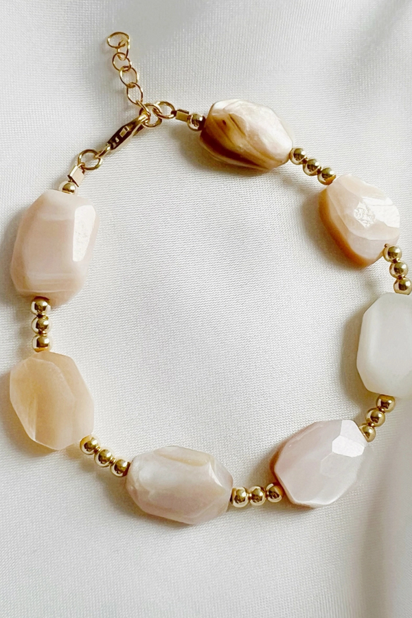 Big Island Mother of Pearl Bracelet