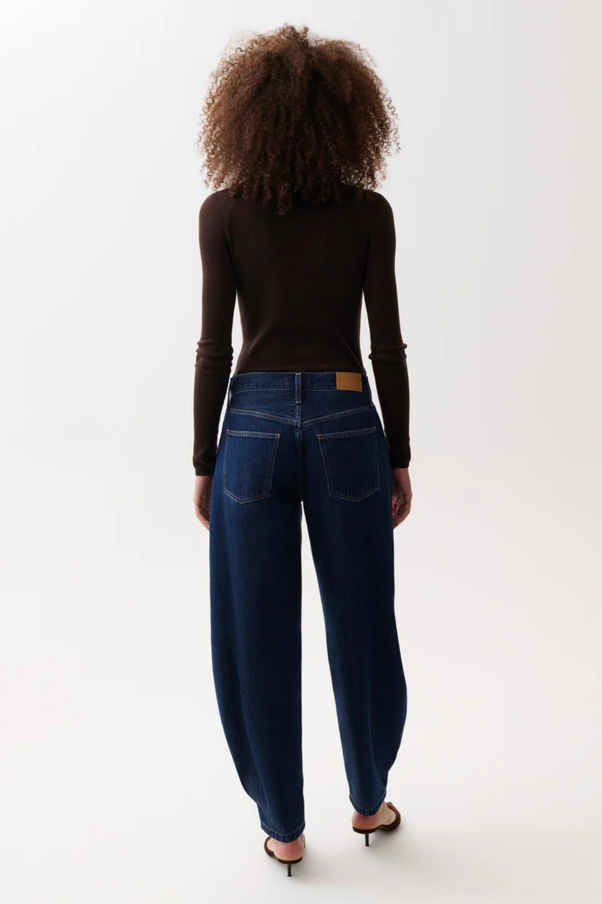 Willow Vega Mid Rise Pleated Barrel