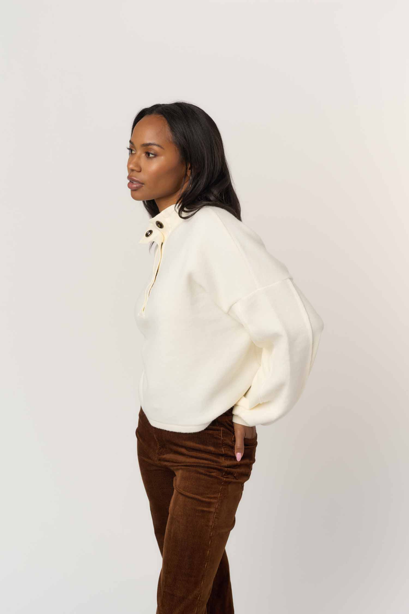Saturn Cozy Cream Fleece Pullover