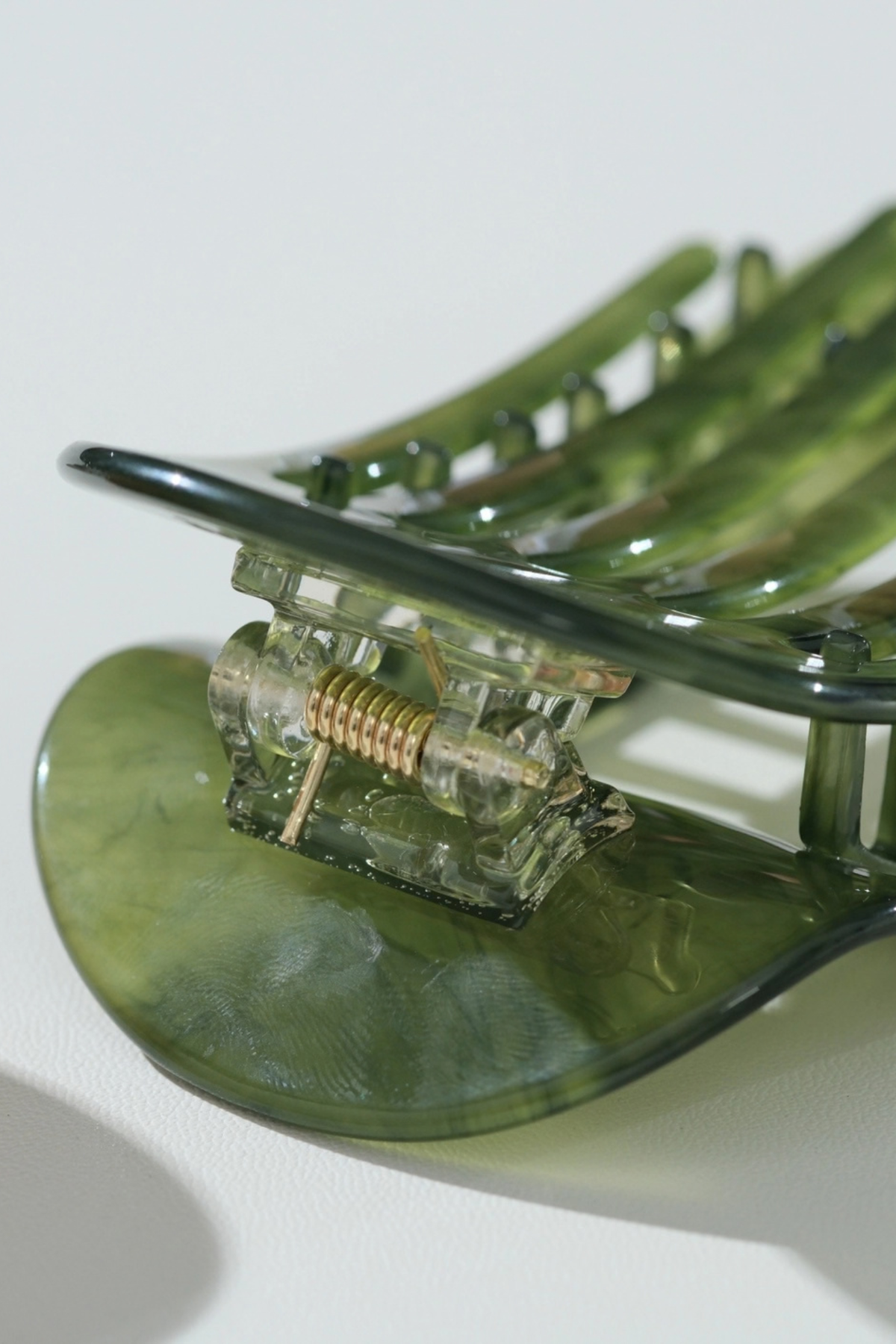 Olive Oval Flat Lay Claw Clip