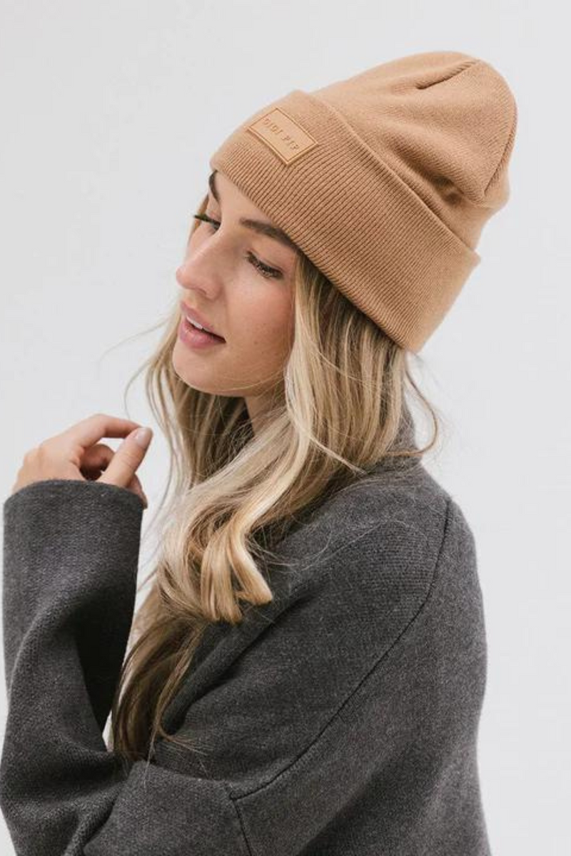 Pip Knit Beanie / Latte