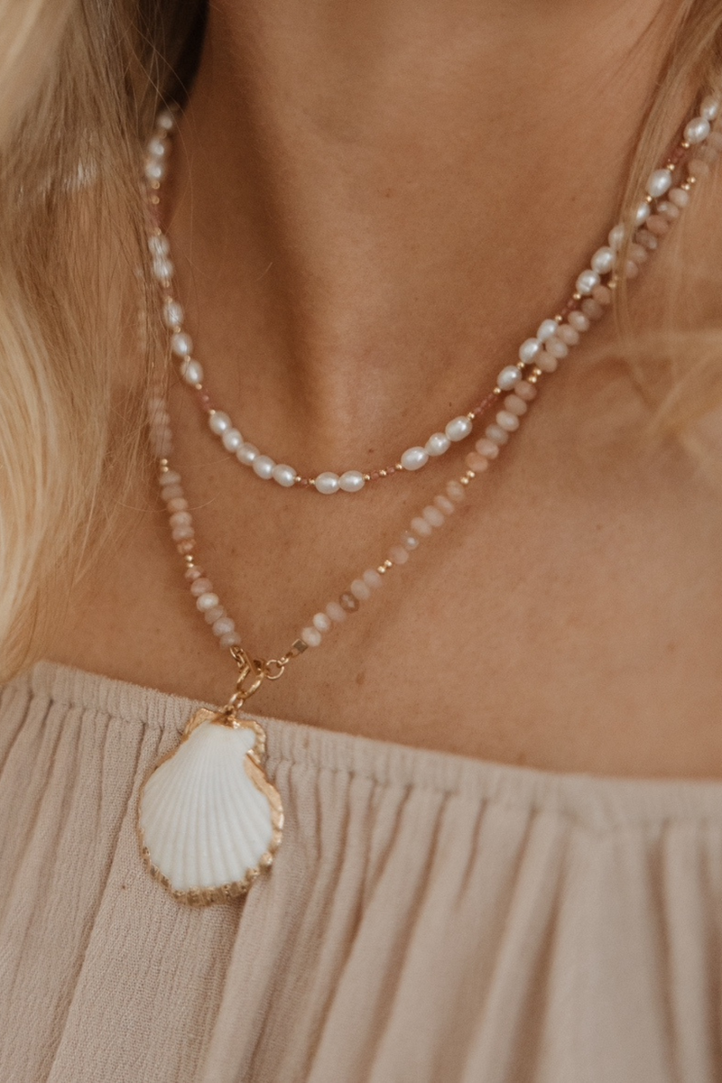 Big Island Shell Toggle Necklace