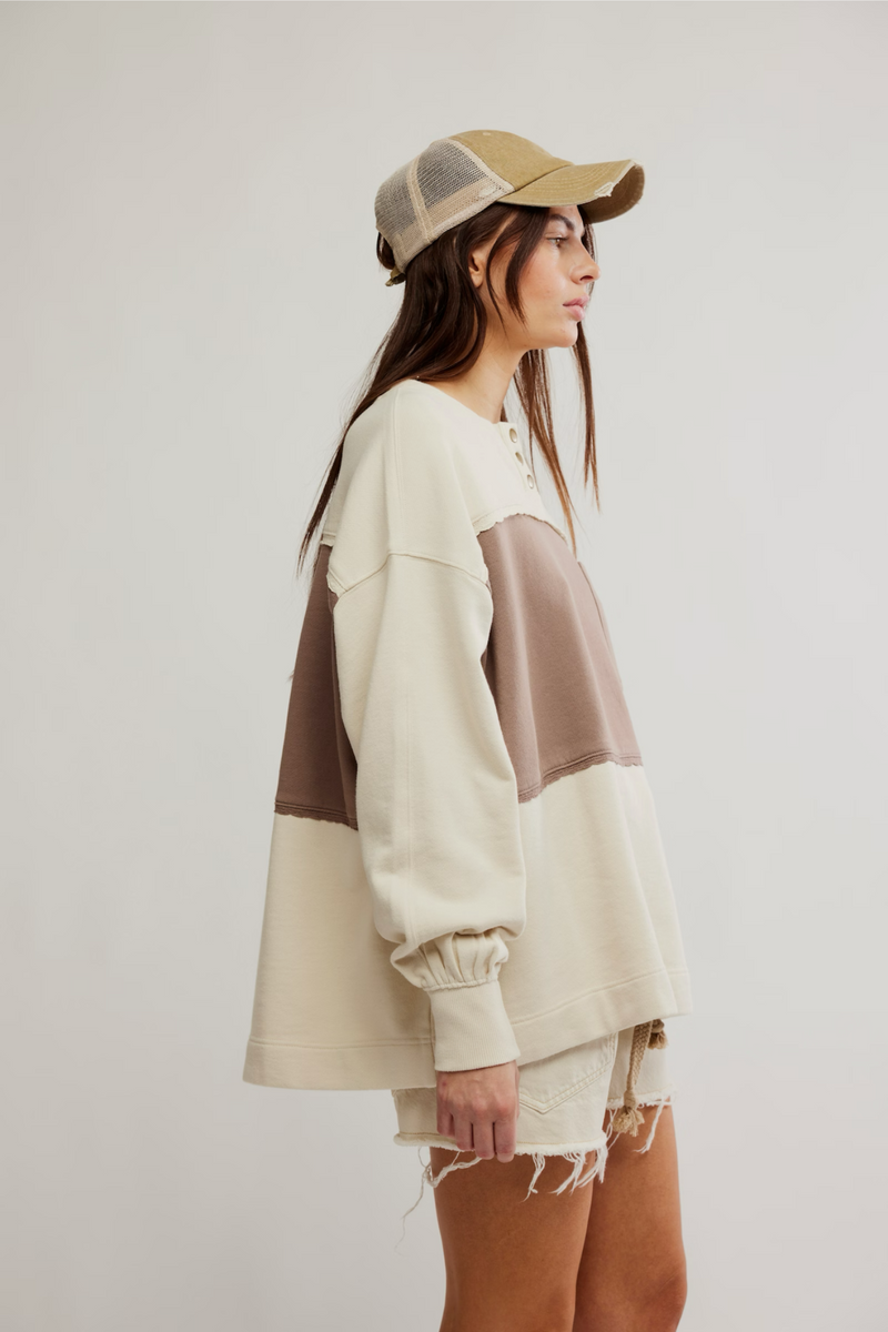 Summer Sand Pullover