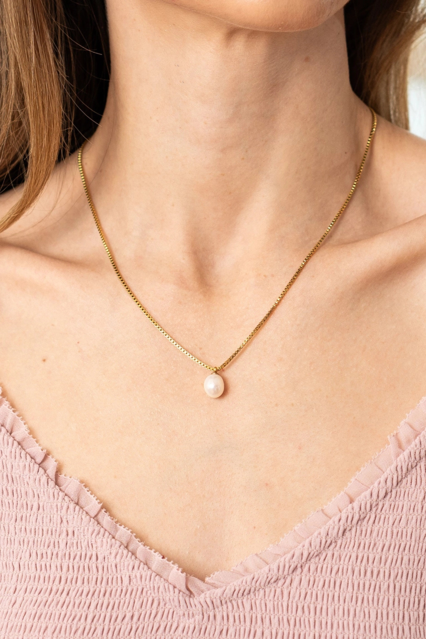 Gold Box Chain Pearl Necklace