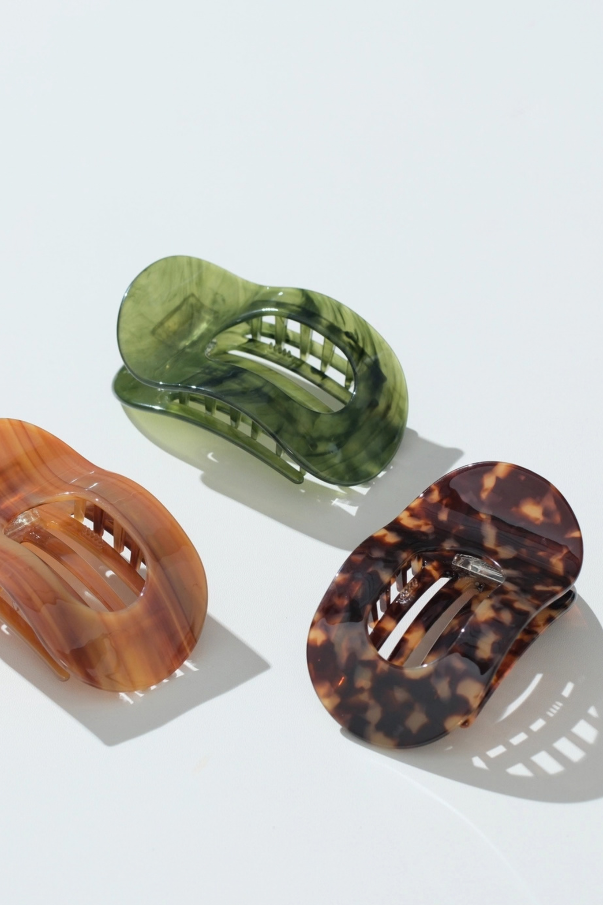 Olive Oval Flat Lay Claw Clip