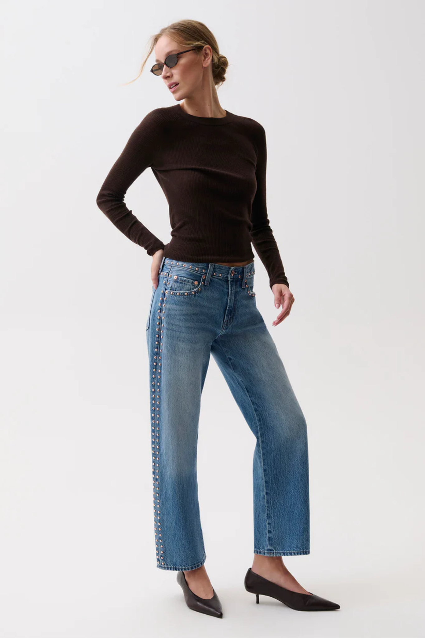Lexi Star Studded Mid Rise Bowed Straight