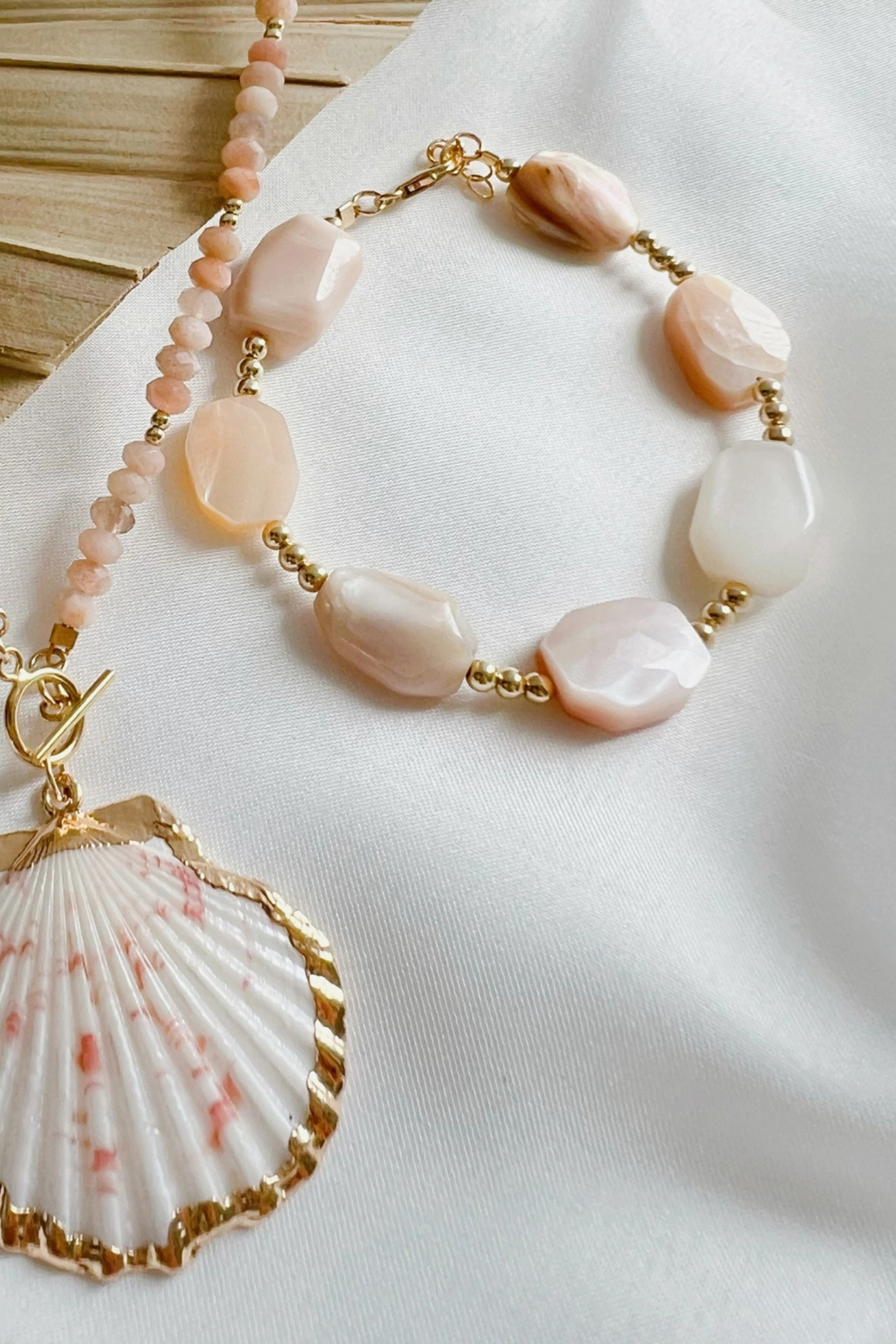 Big Island Mother of Pearl Bracelet