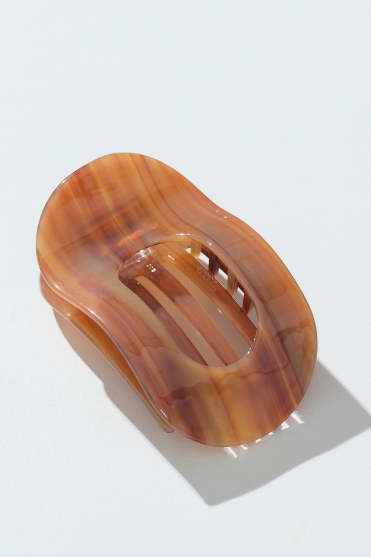 Sedona Oval Flat Lay Claw Clip
