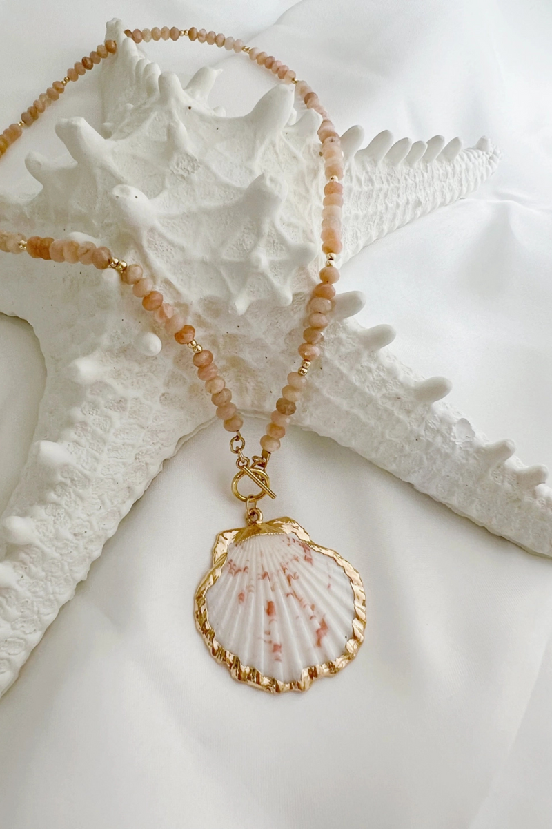 Big Island Shell Toggle Necklace