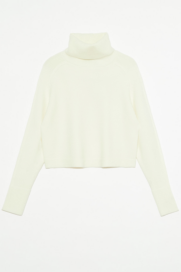 Pugliese Ecru Turtleneck Sweater