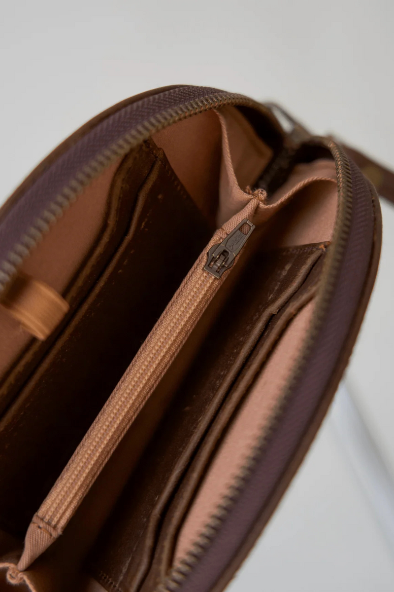 Wedge Wallet - Dark Saddle