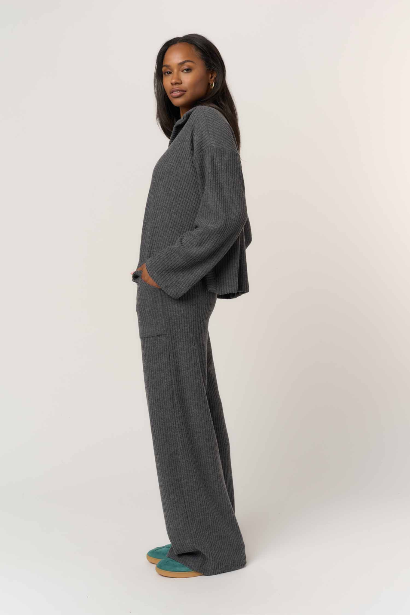 Shea Charcoal Brushed Rib Pullover