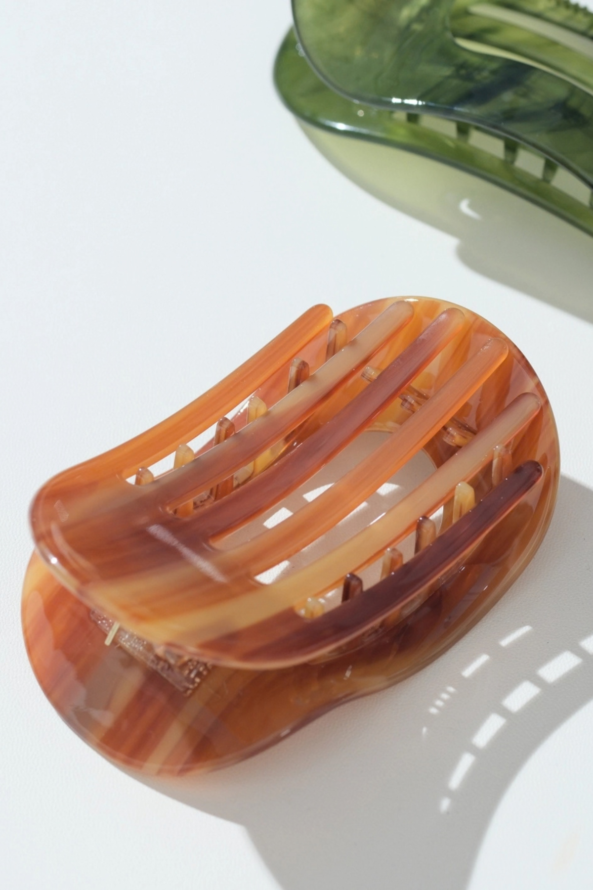 Sedona Oval Flat Lay Claw Clip