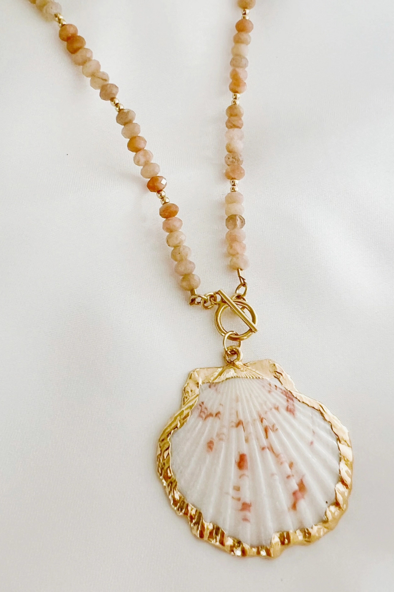 Big Island Shell Toggle Necklace