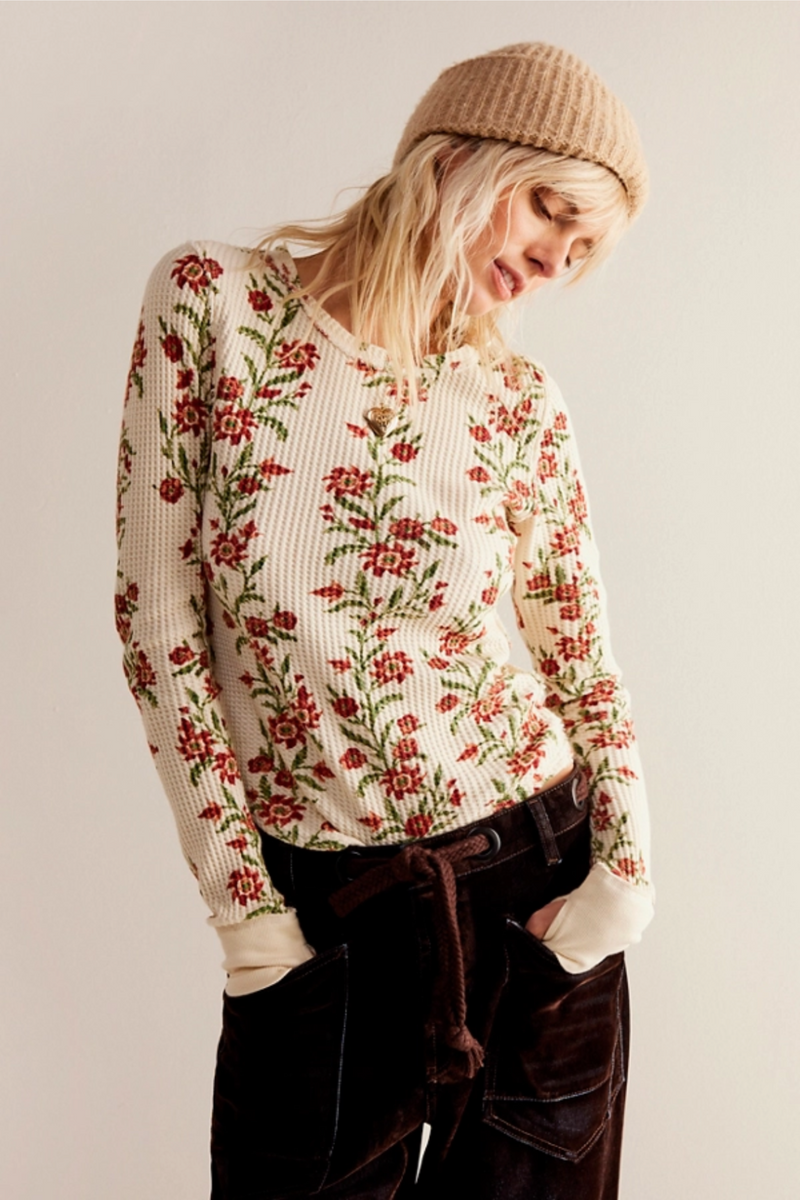 Pretty Little Thermal Top
