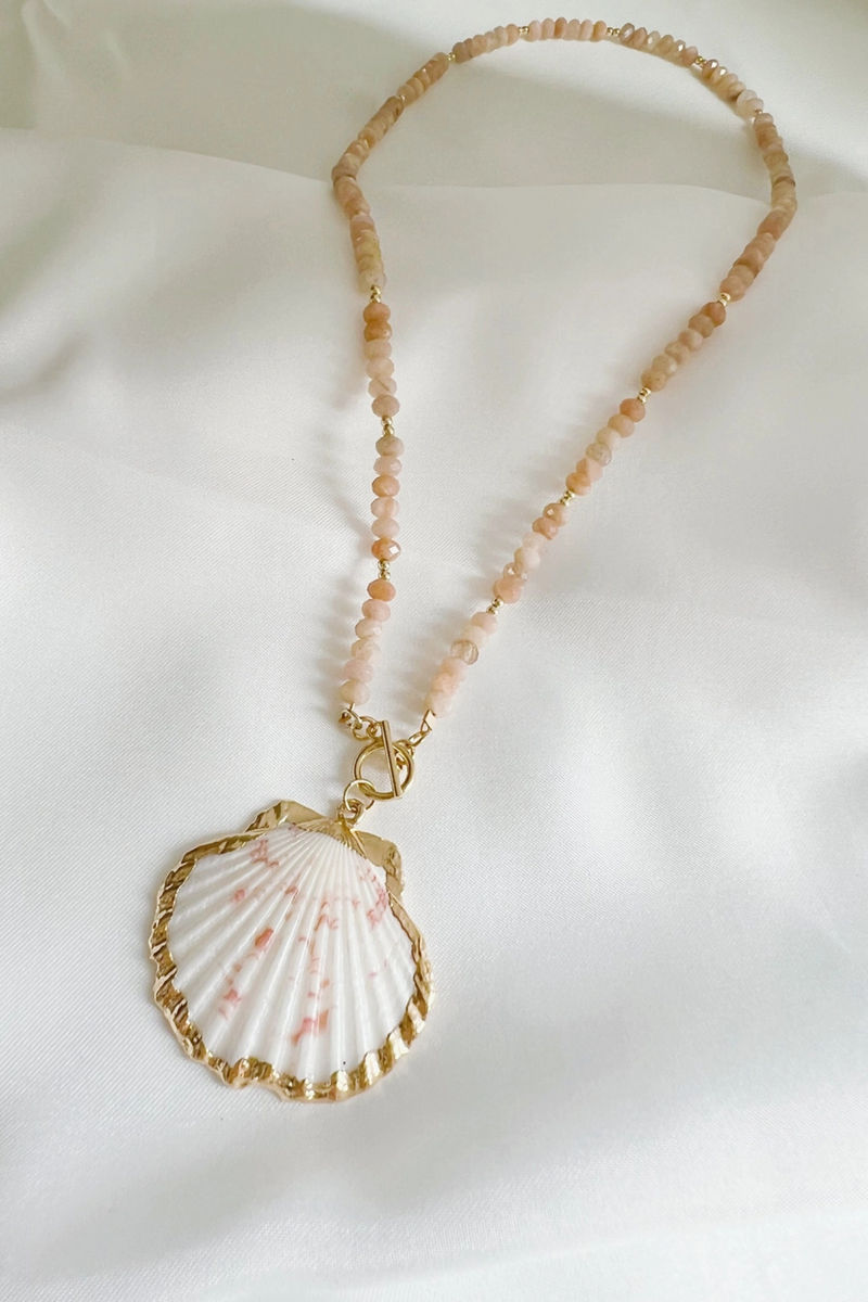 Big Island Shell Toggle Necklace