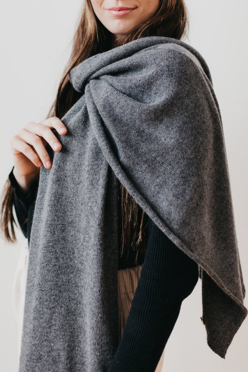 Cassidy Wrap / Charcoal