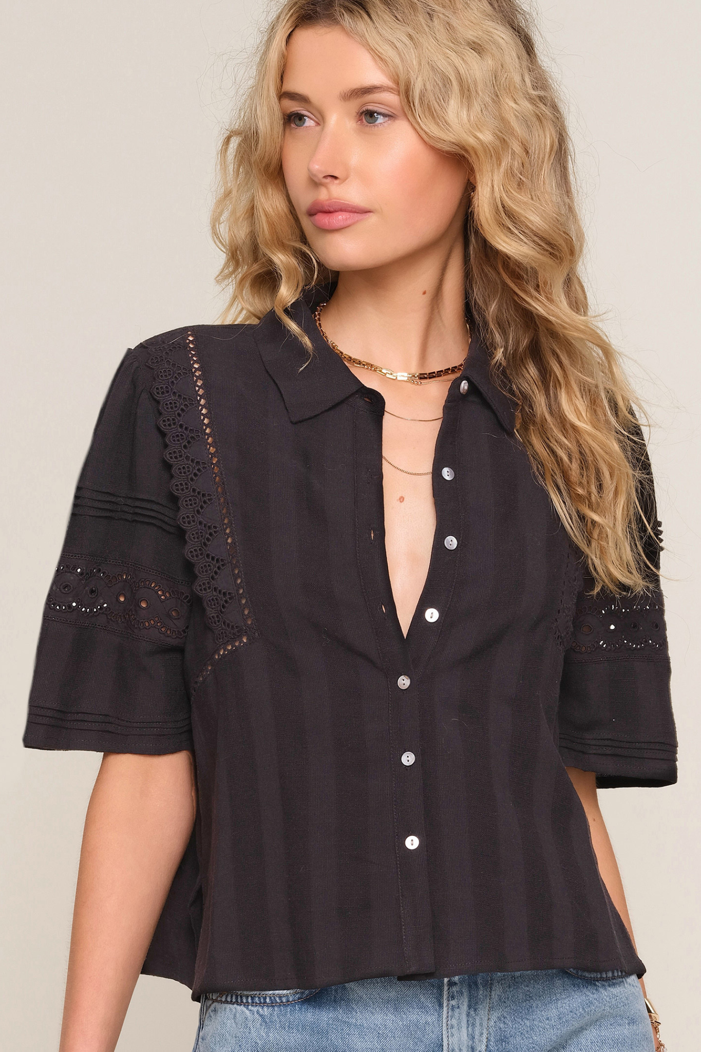 Carmen Black Top