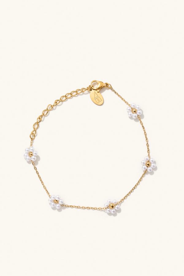 Pearl Daisy Bracelet